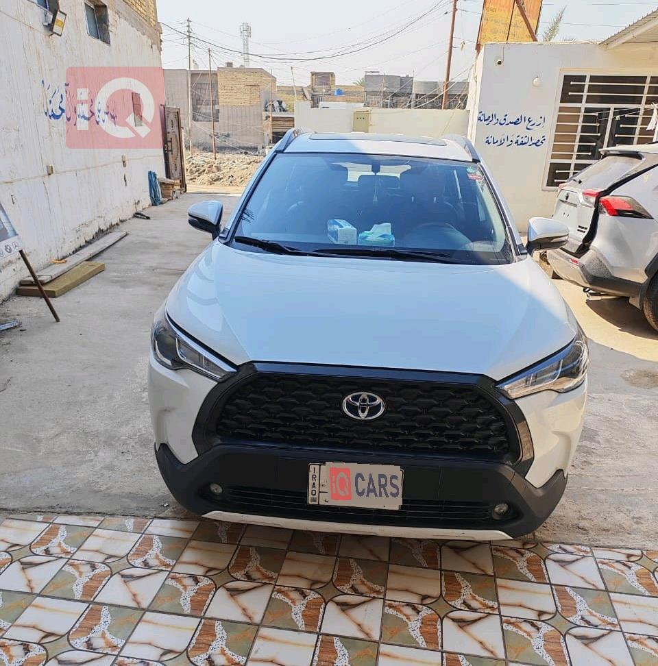 تۆیۆتا کۆرۆلا کرۆس